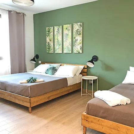 Gramsci Apartmanhotel *